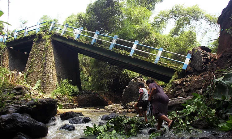 Jembatan Karangjati Anyar Segera Diperbaiki, Pemkab Pasuruan Siapkan Anggaran Rp 3 Miliar
