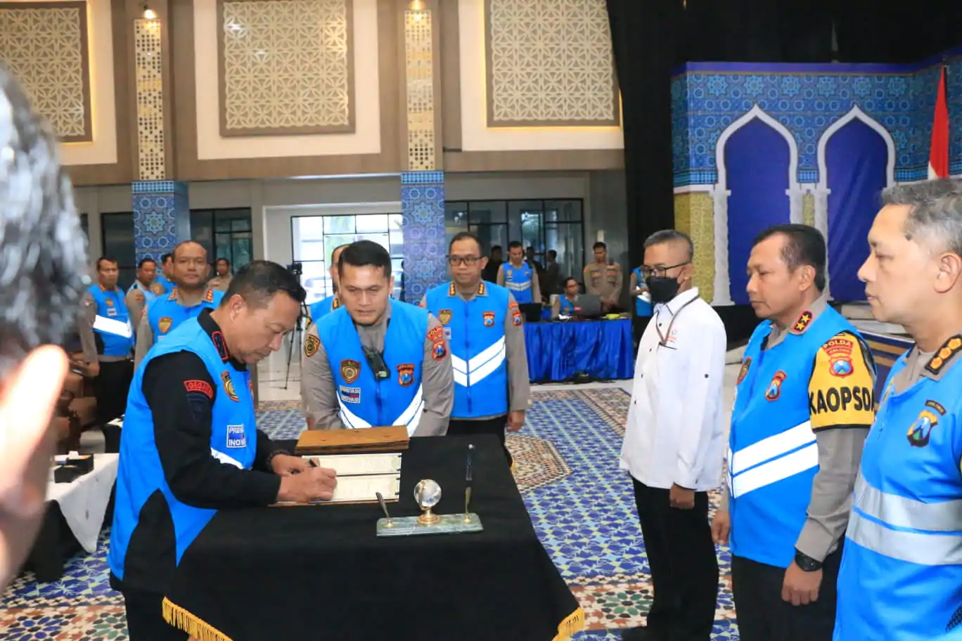 Kapolda Jatim Pimpin Sumpah Seleksi Penerimaan Calon Anggota Polri TA. 2023