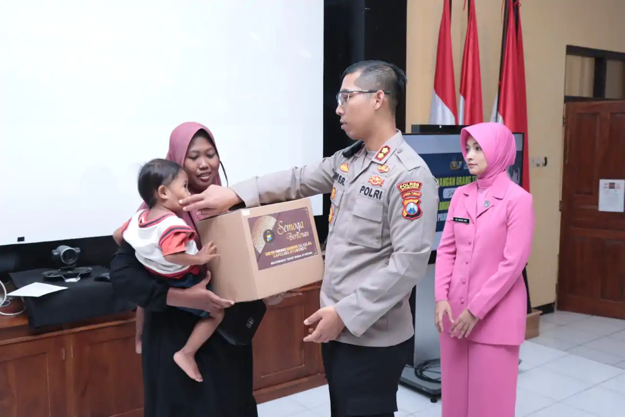 Polres Situbondo Dan Bhayangkari Canangkan Program Orang Tua Asuh Anak Stunting