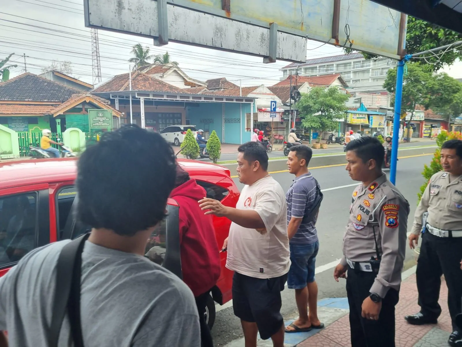 Polresta Banyuwangi Berhasil Amankan 2 DPO Polda Metro Terkait Kasus Pembunuhan