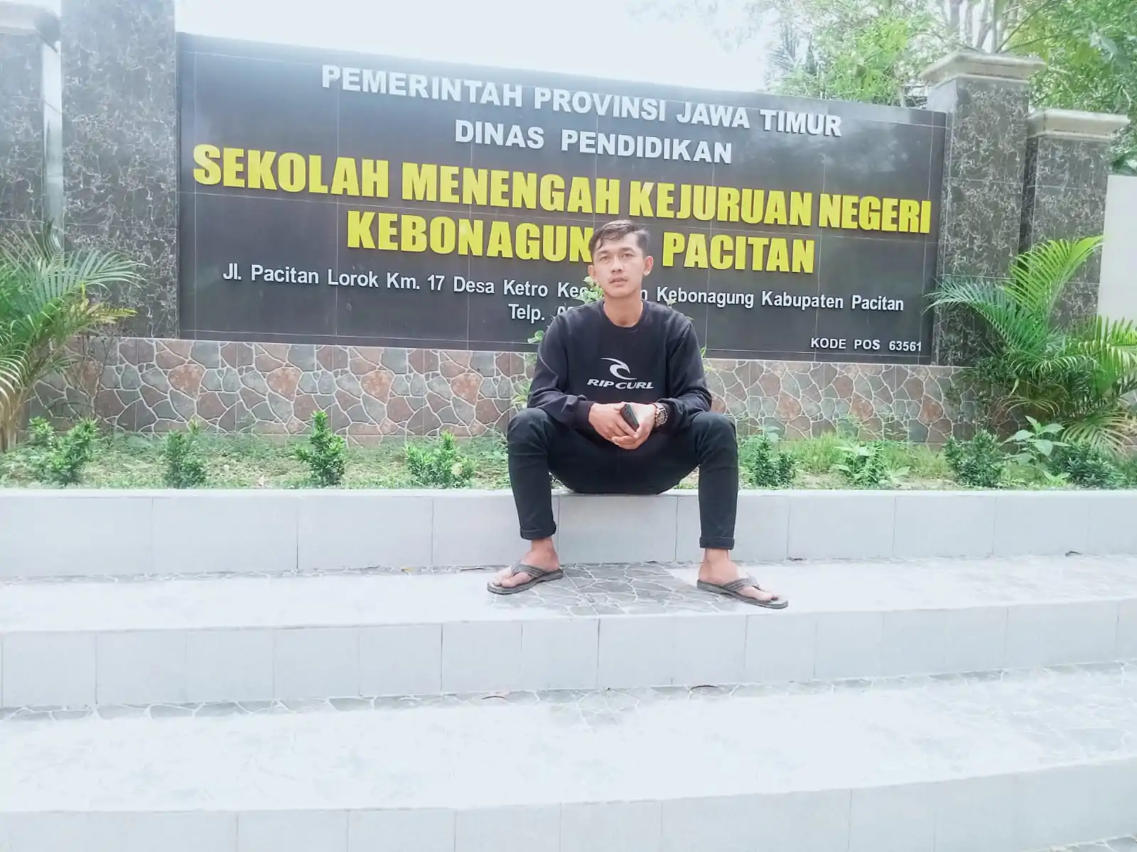 Diduga Kasek SMKN Kebonagung Pacitan, Sandera Ijasah Murid