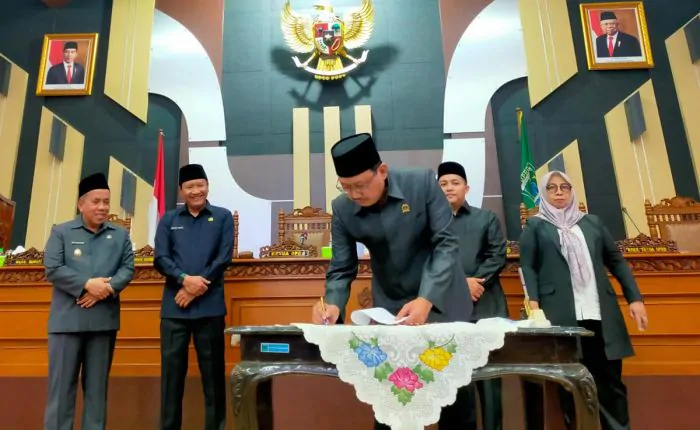 DPRD Kabupaten Pasuruan Sahkan Reperda Non-APBD
