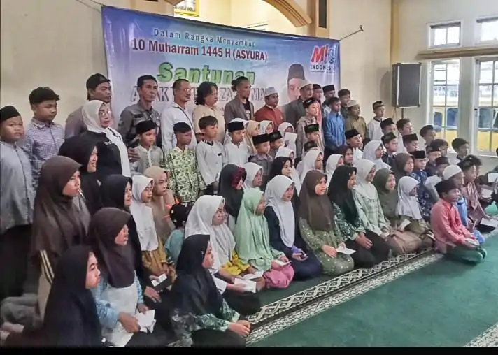 Abah Hadi Tuban Sampaikan TausyiahDi Acara Santunan Anak Yatim Dan Jakat Mal Bersama MIO Indonesia