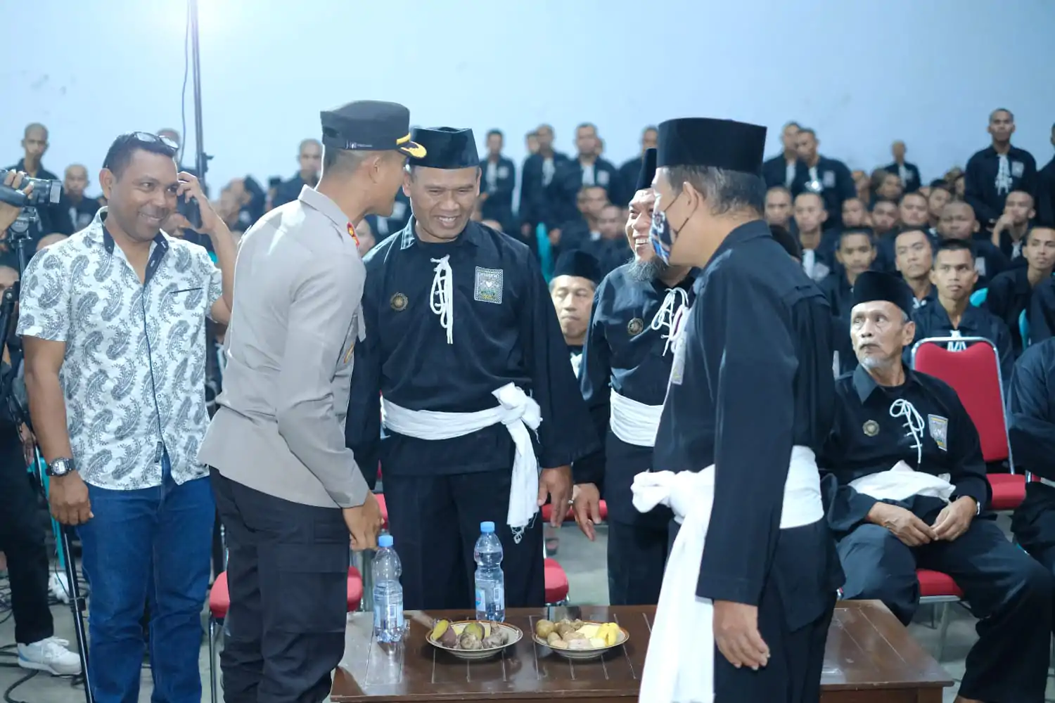 Wujudkan Situasi Kondusif, Kapolres Pasuruan Pimpin Pengamanan Pengesahan Calon Warga Baru PSHT
