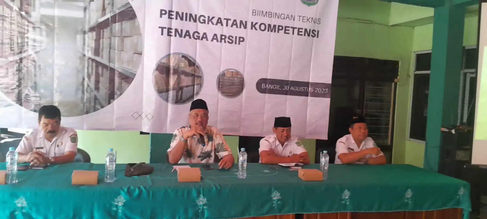 Bintek Peningkatan Kompetensi Tenaga Arsip Di Keluruhan Kauman Kecamtan Bangil