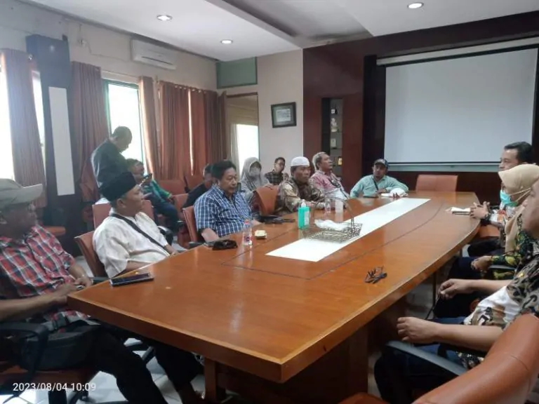 Permohonan Maaf Tertulis Dan Tertulis Direktur RSUD Bangil Saat Peresmian Dengan Hiburan Band Kotak