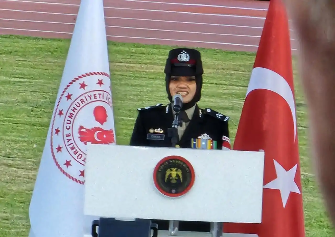 Rangking 5 Di Akademi Polisi Turki, Briptu Tiara Dihadiahi Sekolah Perwira