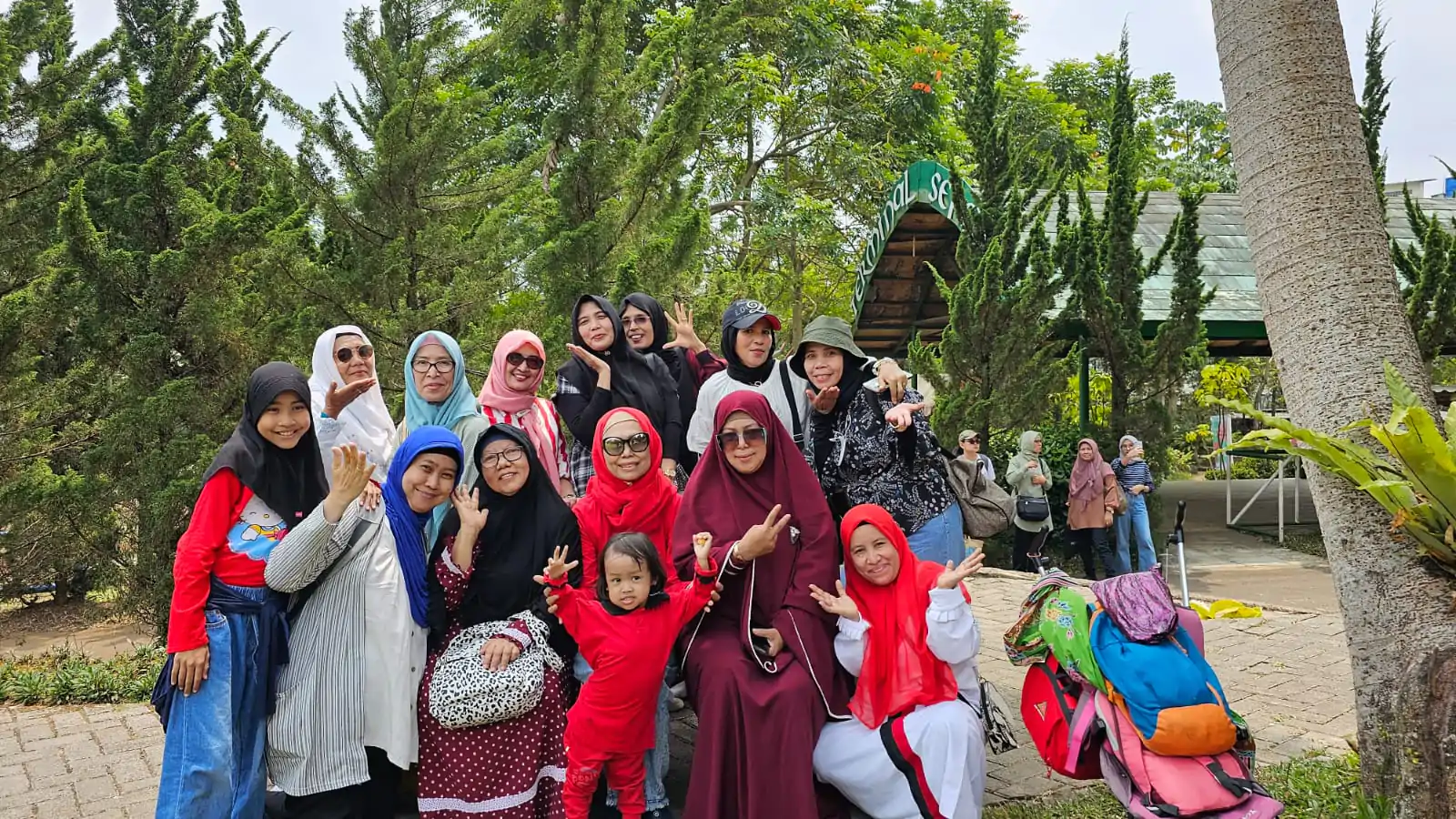 Ustad Dwi : Silaturahmi Menyuburkan Rezeki
