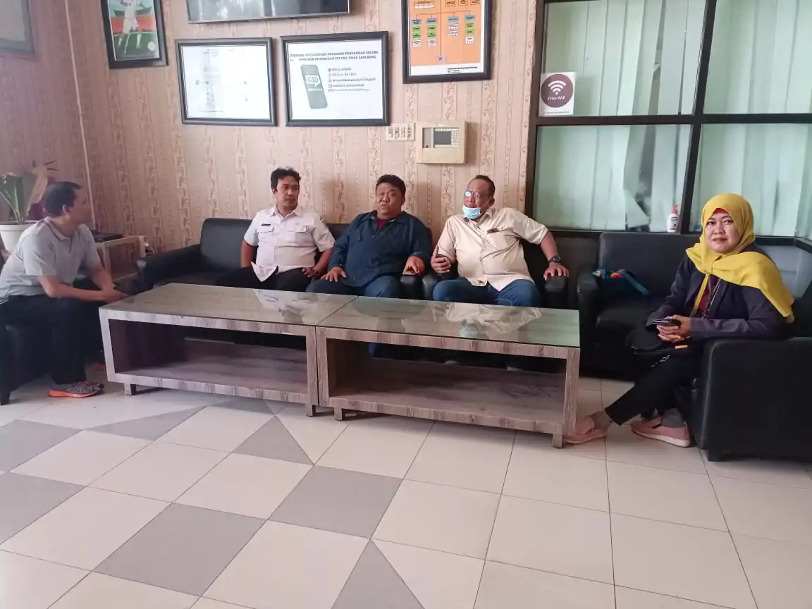 Diduga Kadisnas Kabupaten Pasuruan Diskriminasi Pada Wartawan