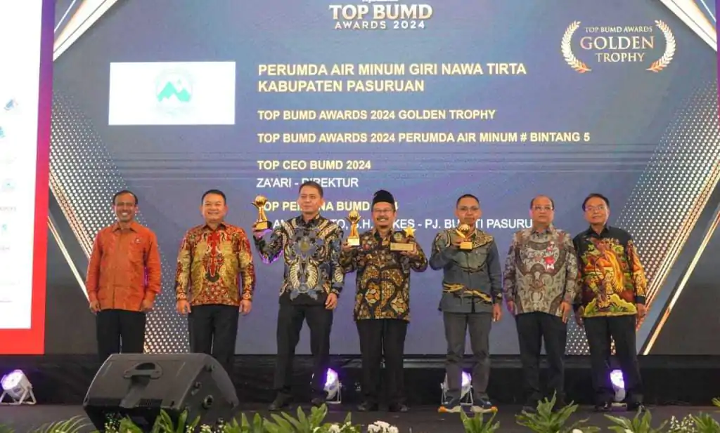 Pj Bupati Ucapkan Selamat Kepada PDAM Kabupaten Pasuruan Yang Meraih Juara Kategori Bintang 5 TOP BUMD 2024
