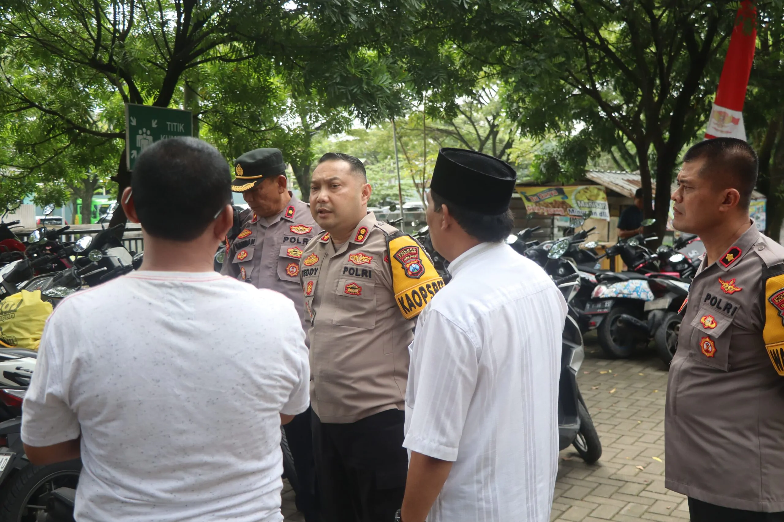 Cek Situasi Wisata Pasca Idul Fitri Kapolres Pasuruan Kunjungi Kolam Renang Telogosewu Pandaan