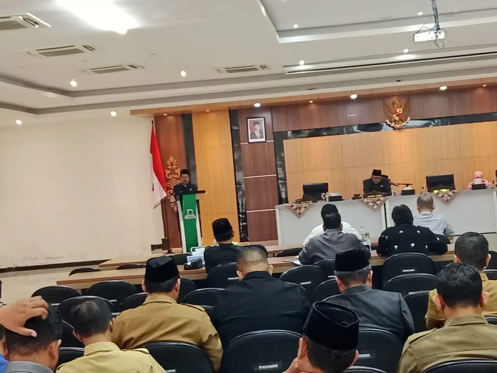 DPRD Kabupaten Pasuruan Gelar Rapat Paripurna Tentang Penjelasan Pj Bupati Atas Pandangan Umum Fraksi-Fraksi