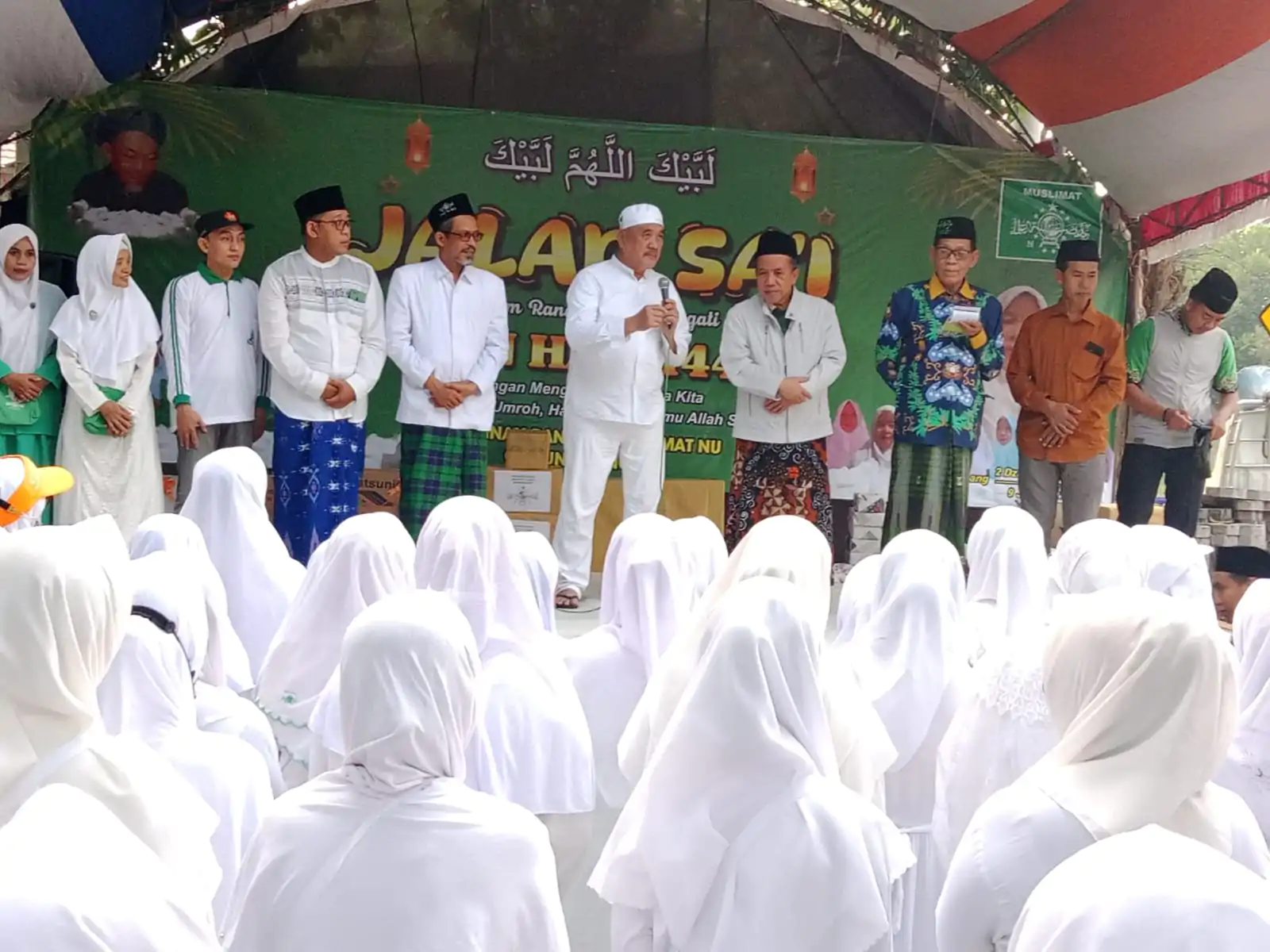 Memperingati Bulan Haji 1445 H. Fatayat Gununggangsir Adakan Jalan SA’I