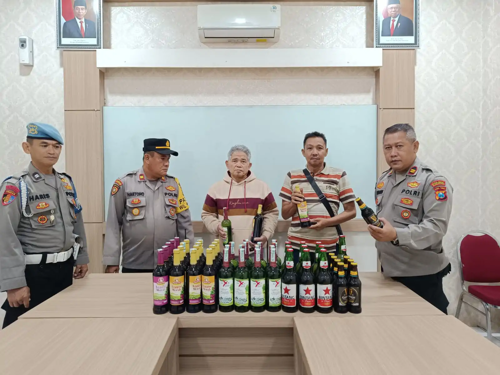 Giat Operasi Miras Rutin, Polsek Prigen Berhasil Amankan Puluhan Miras Ilegal