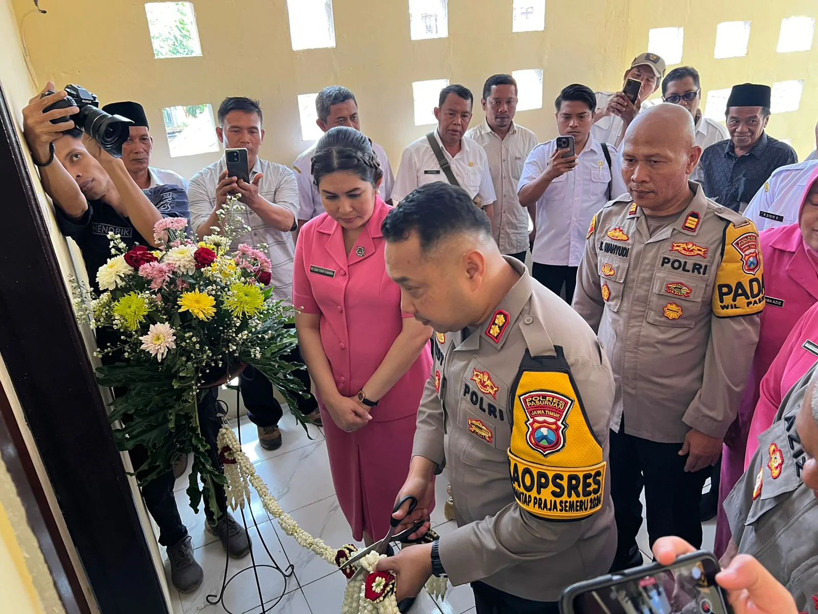 Kapolres Pasuruan Resmikan Ruang Pelayanan Wicaksana Laghawa di Mako Polsek Pasrepan