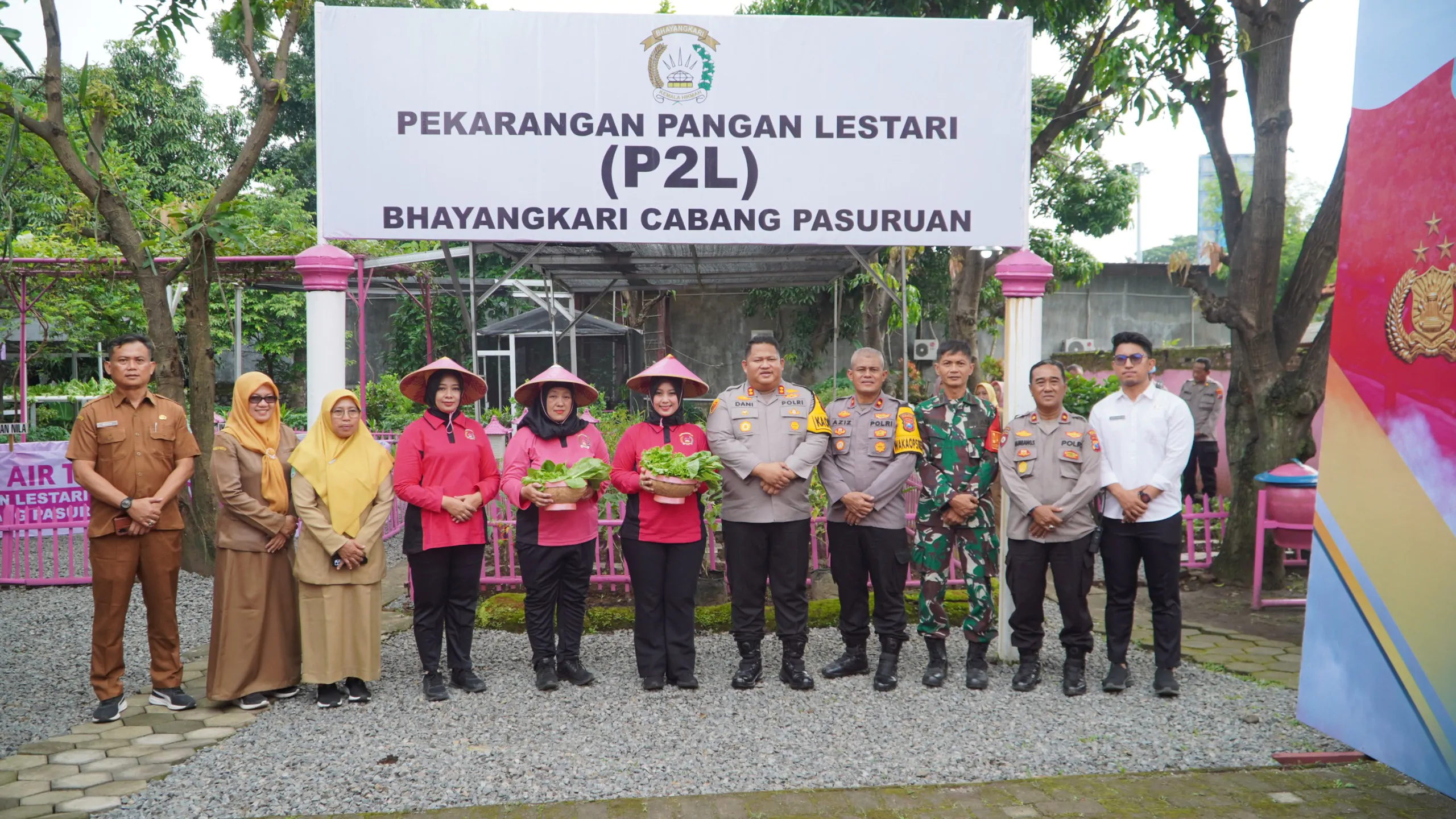 Kapolres Pasuruan Dukung Program Pekarangan Pangan Lestari di Polsek Pandaan