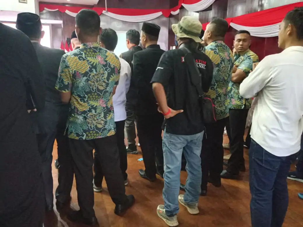 Kecewa sempat tak ijinkan media meliput jalannya sertijab Bupati Probolinggo, legalitas security dipertanyakan