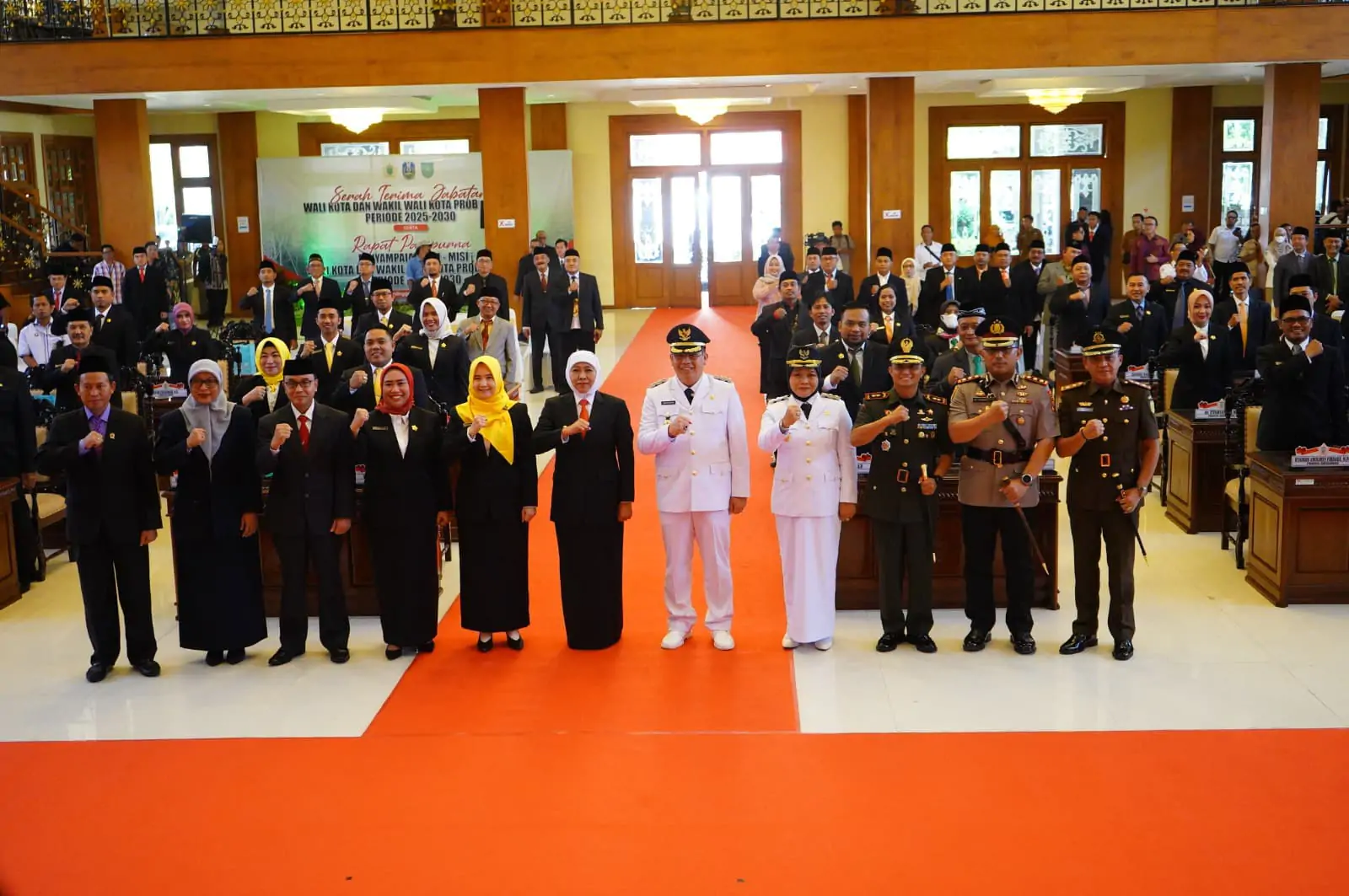 Ratusan Personil Gabungan Dikerahkan, Amankan Sertijab Walikota dan Wakil Walikota Probolinggo