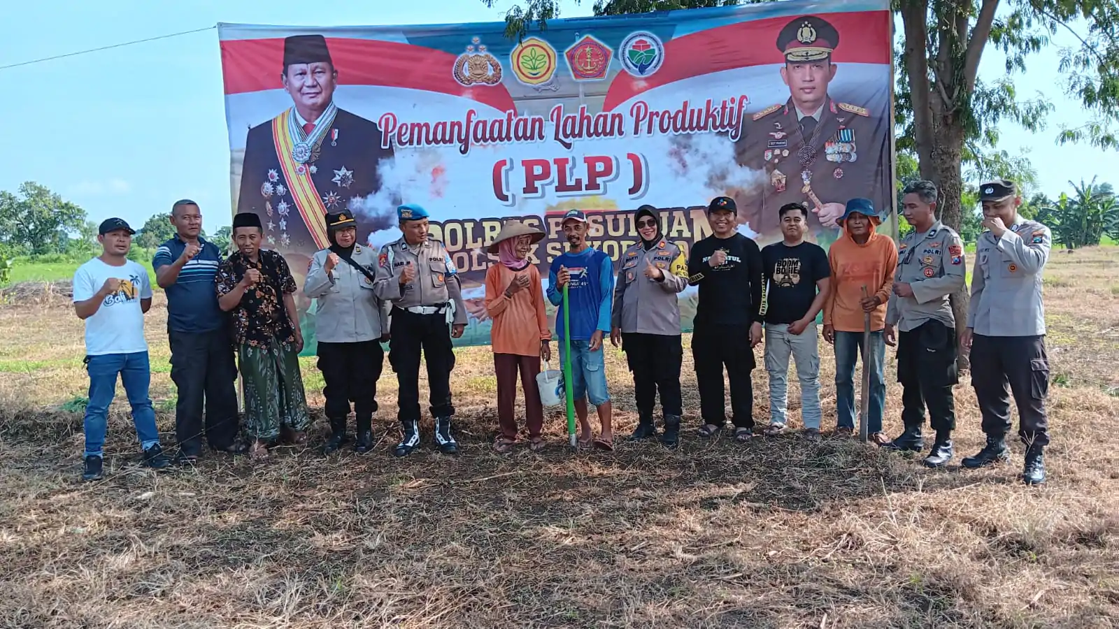 Mendukung Asta Cita Polsek Sukorejo Bersama Gapoktan Tanam Jagung di Karangsono untuk Ketahanan Pangan