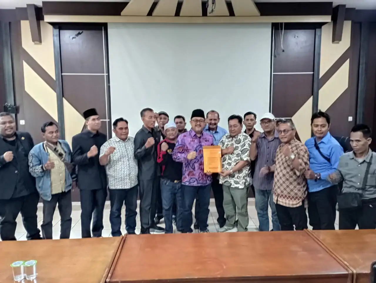 FORMAT SAMPAIKAN USULAN PERBAIKAN RAPERDA TJSL,” ADA PASAL YANG BERPOTENSI TERJADINYA KONFLIK KEPENTINGAN