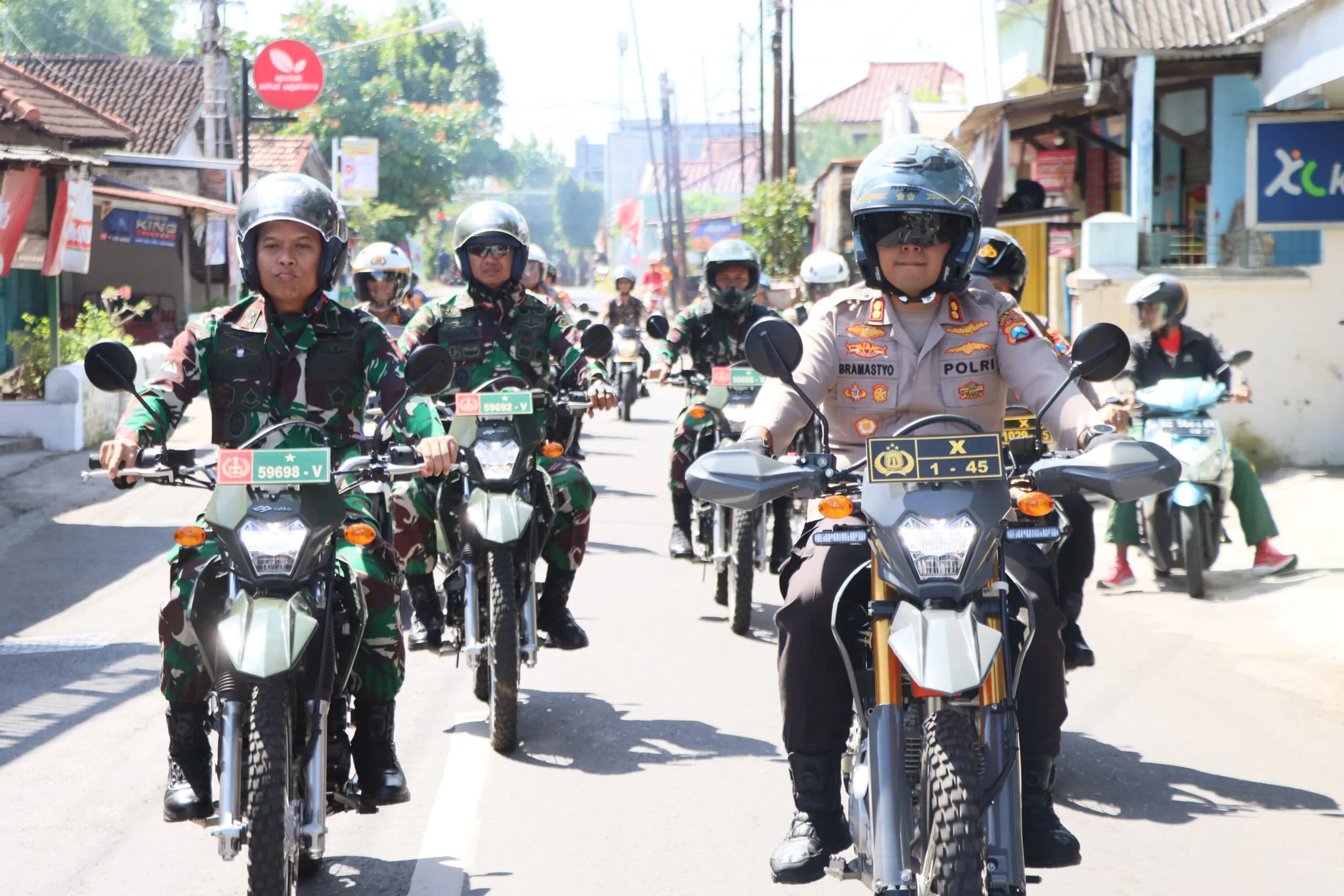 Sinergisitas Polres Kediri Kota Bersama Kodim 0809 Gelar Patroli Gabungan