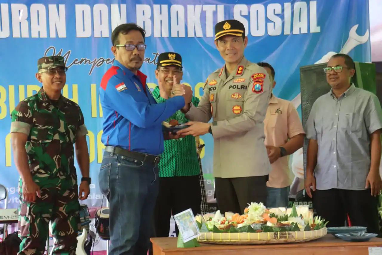 Kapolres Probolinggo Kota hadiri kegiatan Tasyakuran dan Bhakti Sosial dalam rangka Hari Buruh Internasional Tahun 2025