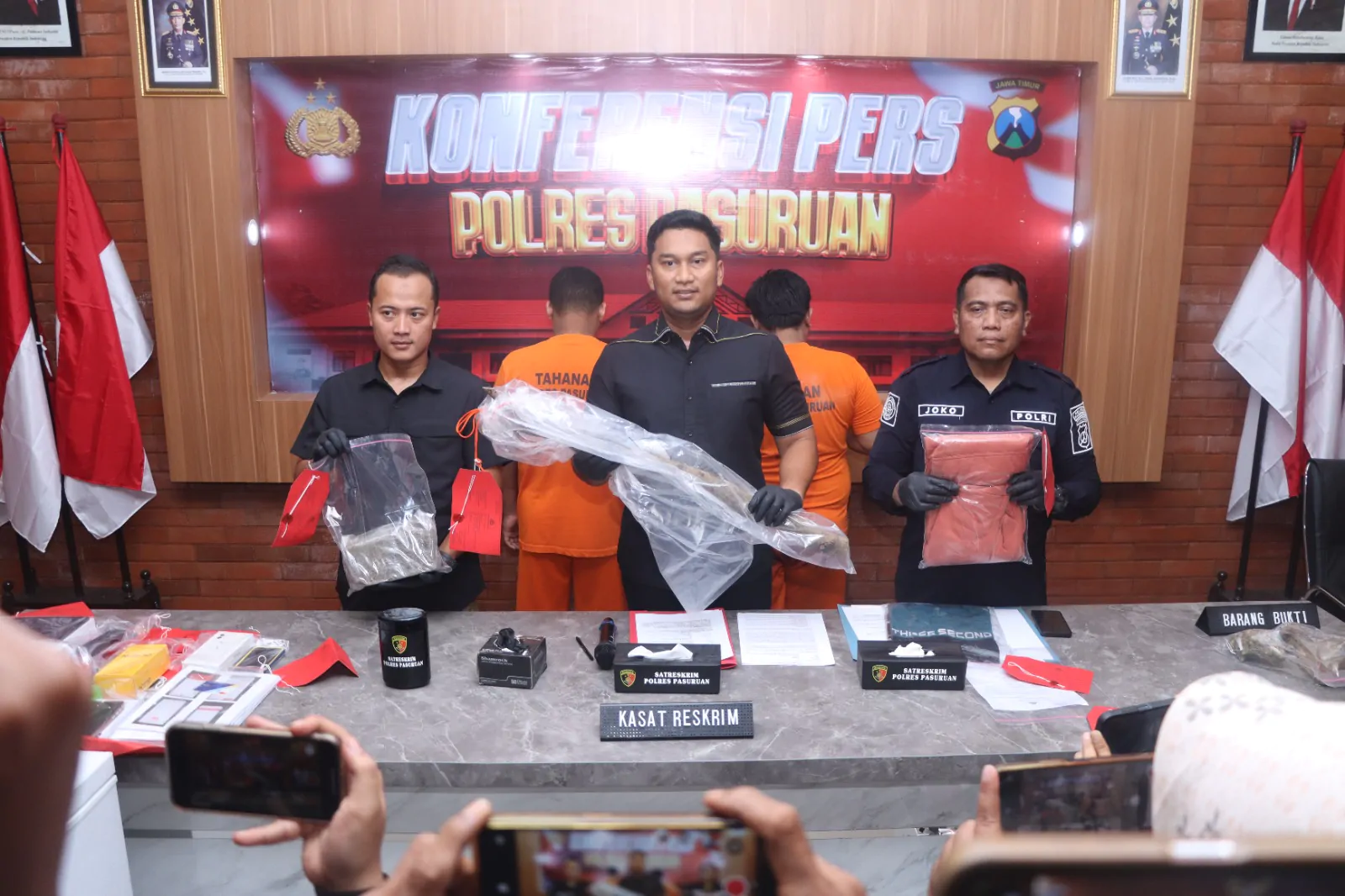 Melawan Saat Penggrebekan Narkoba, 2 Warga Pasuruan Diamankan Polisi 