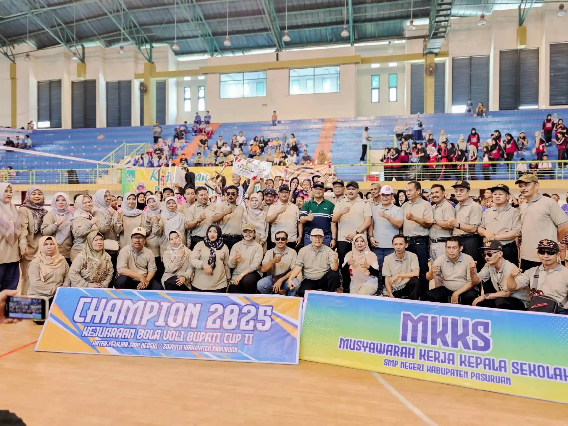 Penutupan Turnamen Bola voli Cup Tingkat SMP Negeri Se-kabupaten Pasuruan Oleh Bupati Pasuruan Dan Dinas pendidikan
