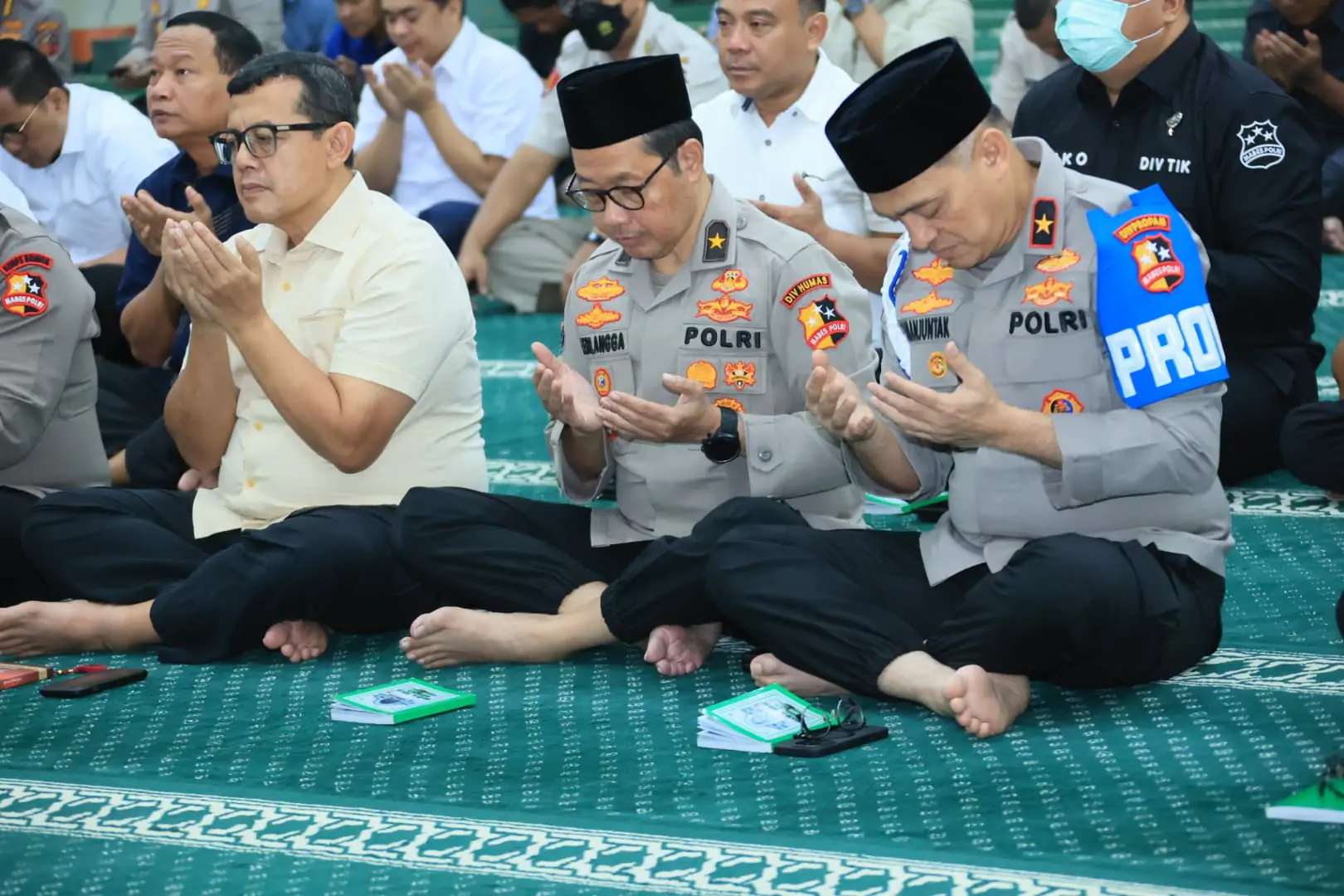 Mabes Polri Gelar Doa dan Zikir Bersama untuk Kelancaran Rangkaian Peringatan Hari Bhayangkara ke-7