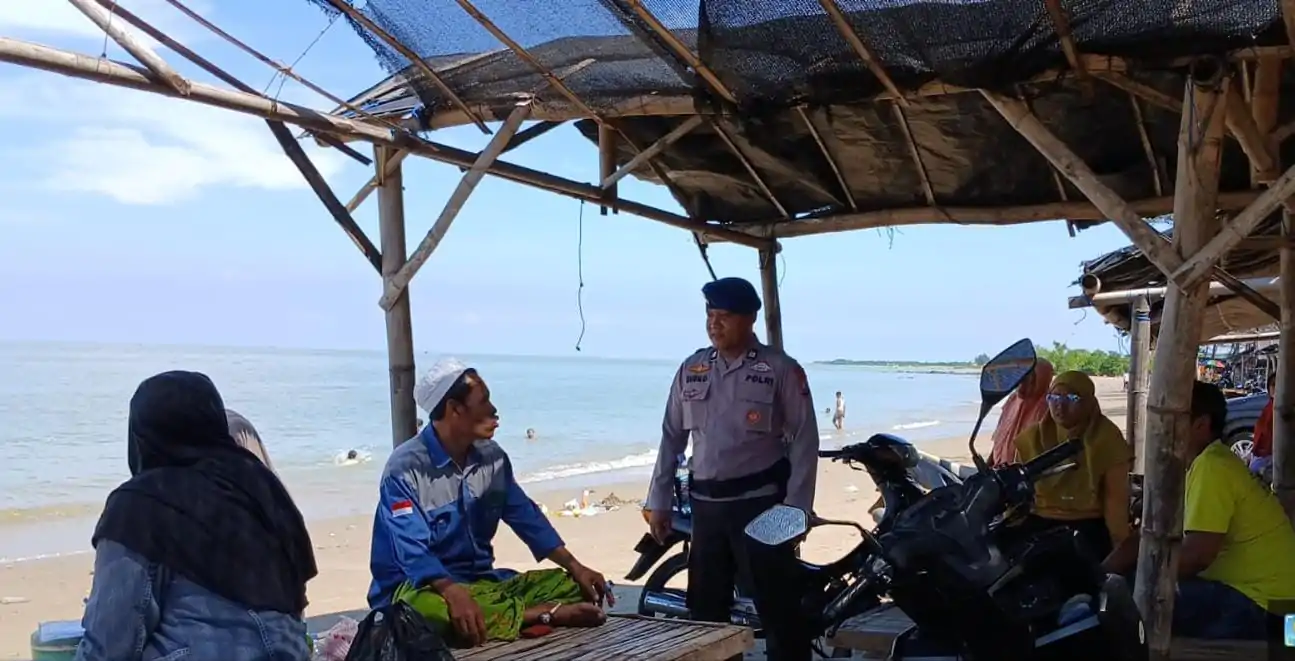 Pastikan Libur Idul Adha Aman Polres Pamekasan Tingkatkan Patroli di Pantai Wisata