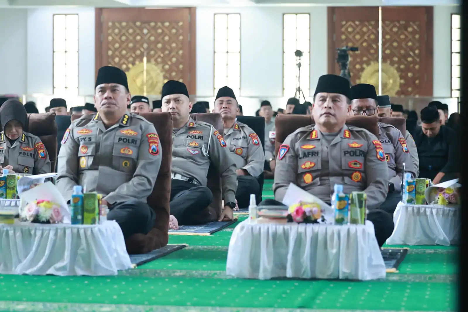 Dedikasi Untuk Indonesia Damai Polda Jatim Gelar Doa dan Zikir Bersama Sambut Hari Bhayangkara ke – 79
