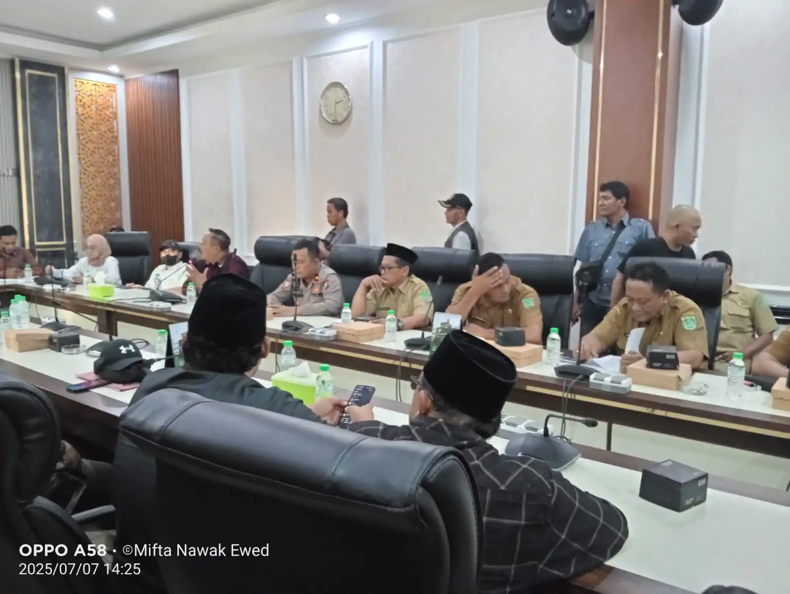 Rencana Audiensi LMR-RI Komda Pasuruan dengan DPRD Terkait Penutupan Lokalisasi Gempol 9 Gagal karena Legalitas Dipertanyakan