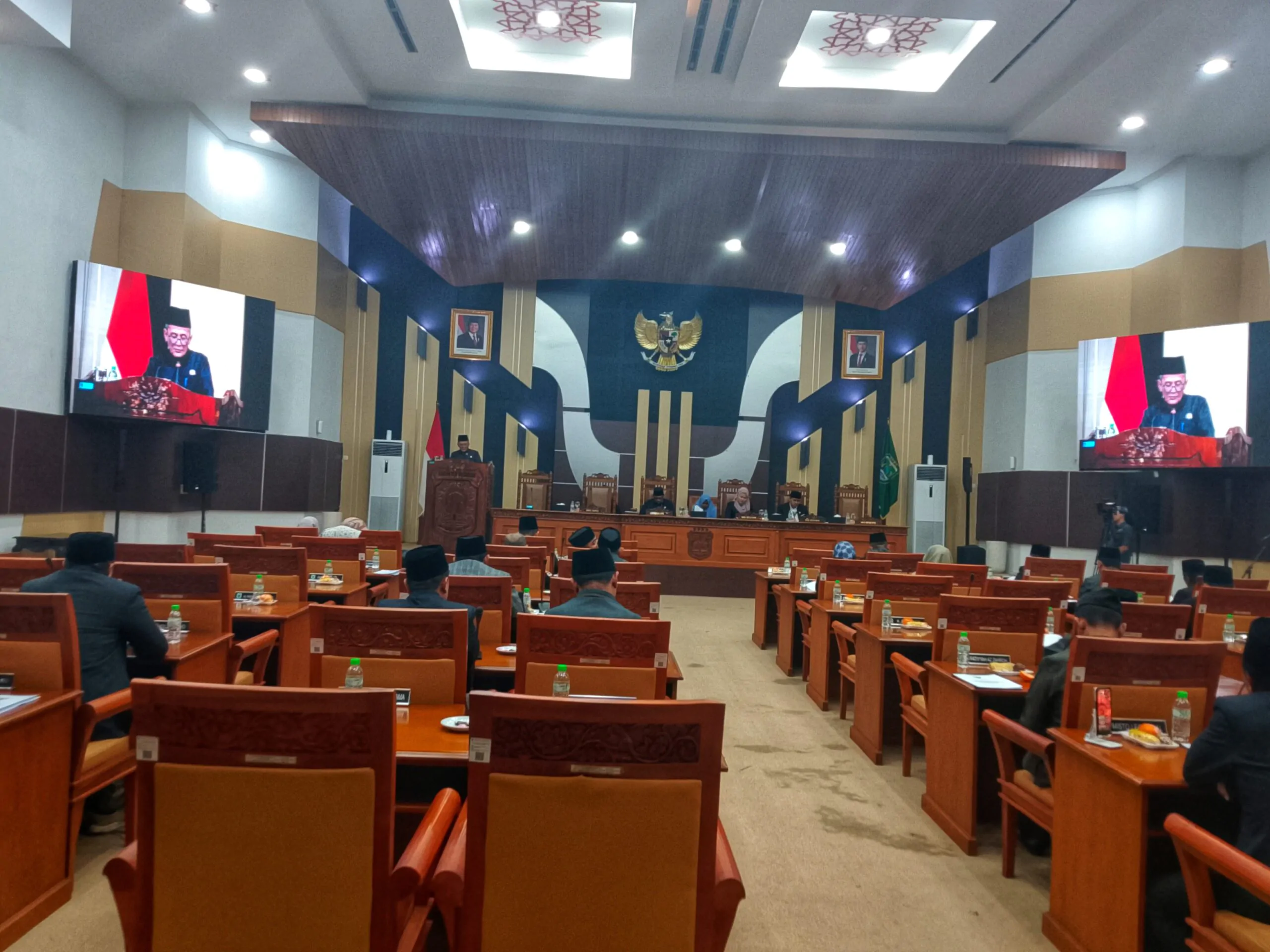 Rapat Paripurna DPRD Kabupaten Pasuruan Bahas KUA-PPAS 2026