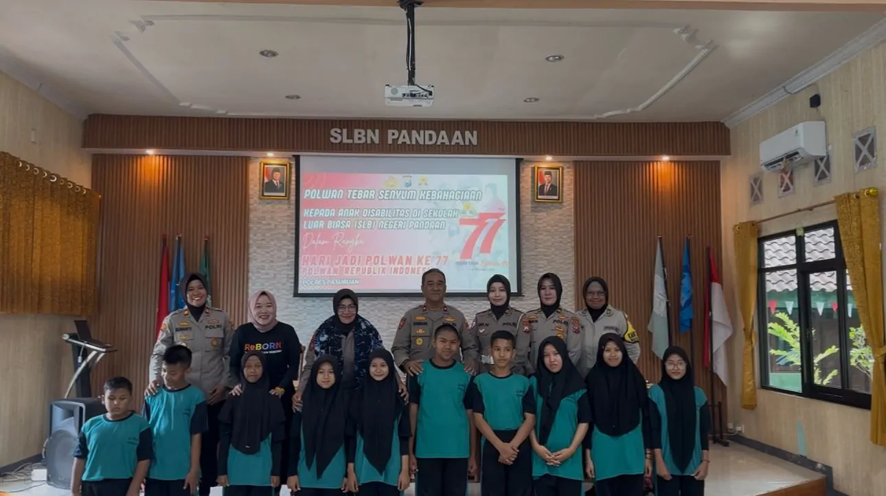 HUT ke-77, Polwan Polres Pasuruan Rayakan dengan Anak Disabilitas SLBN Pandaan
