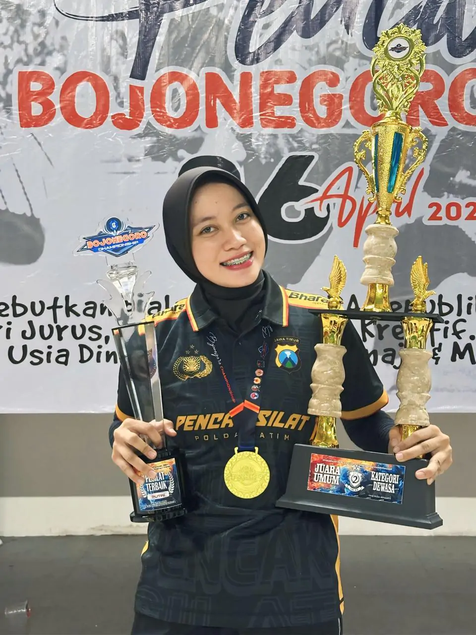 Polwan Polres Pasuruan Raih Penghargaan Nasional atas Prestasi di Cabang Pencak Silat