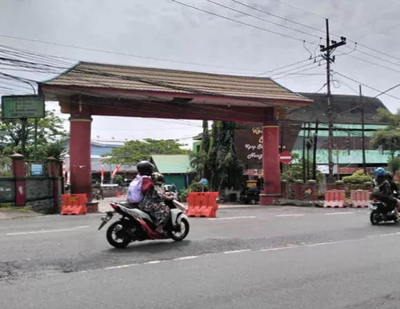 Disperindag Kabupaten Pasuruan Akan Upayakan Perbaikan Gapura Pasar Wisata Cheng Hoo Tahun Depan