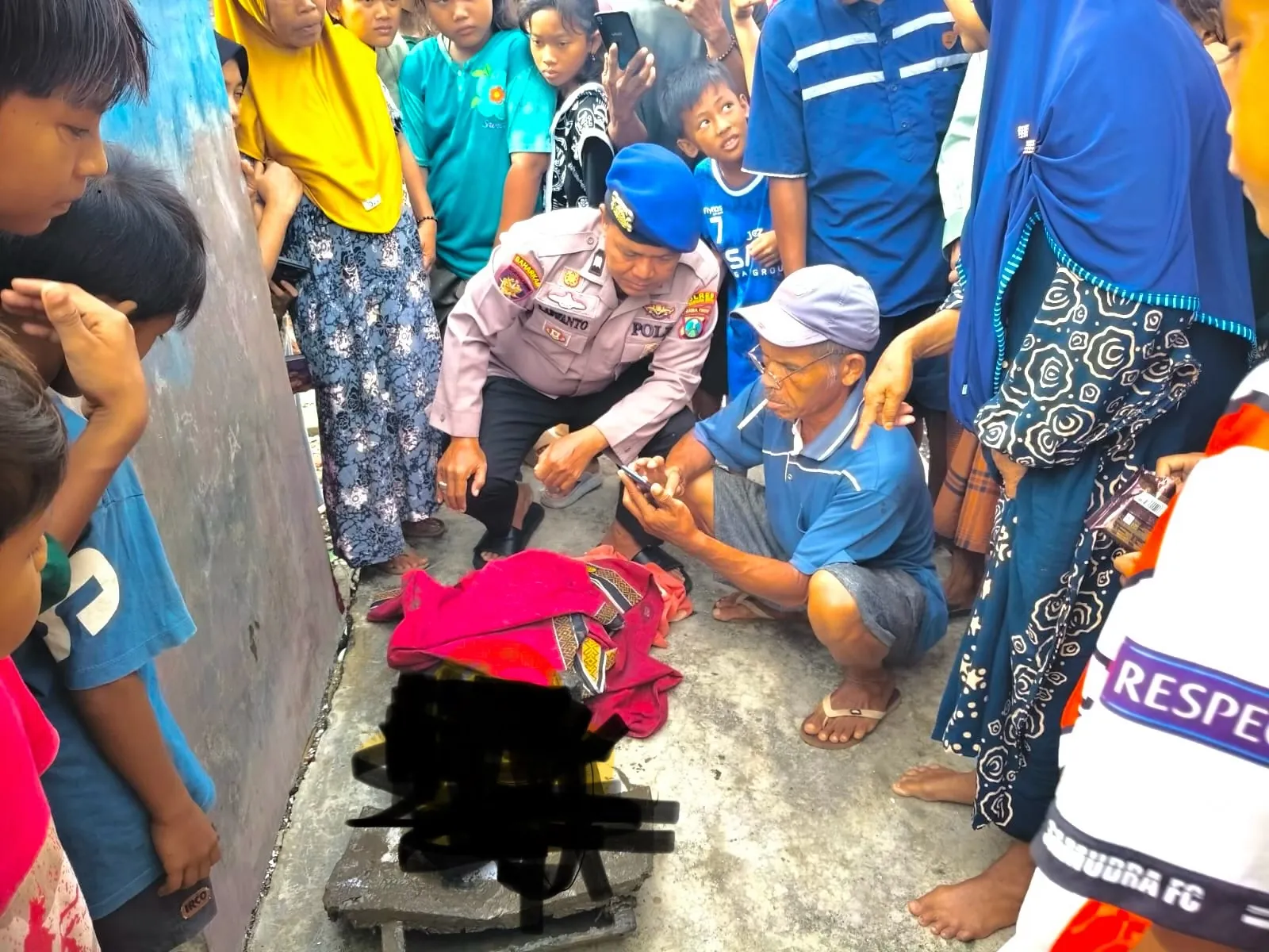 Balita Hilang di Sungai Gembong Ditemukan Meninggal di Pesisir Pantai Panggungrejo